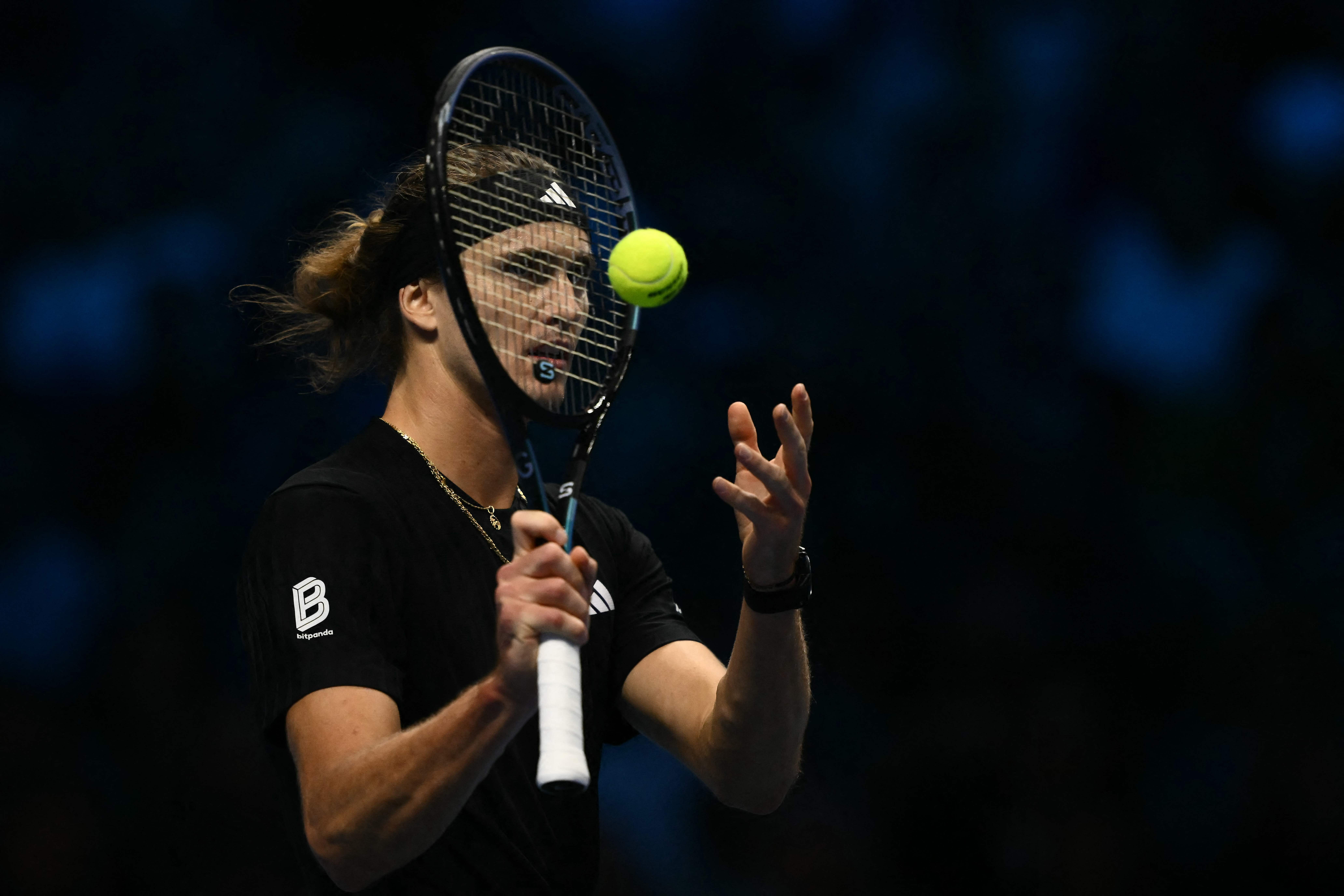 法网完胜ATP总决赛，兹维列夫扛起全队