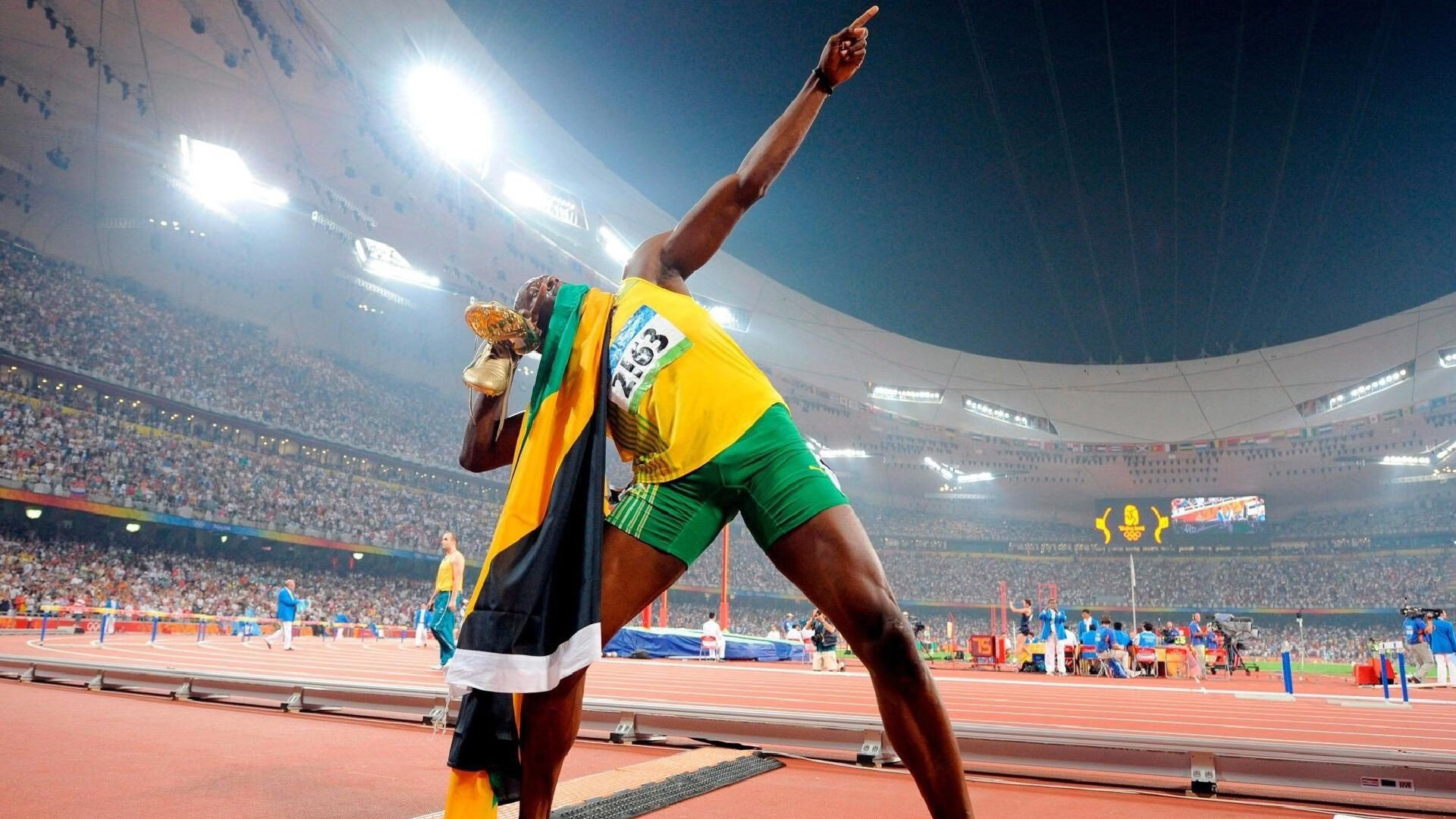 当引擎轰鸣撕裂千年沉默，F1街道赛与埃及征服毕尔巴鄂的文明隐喻